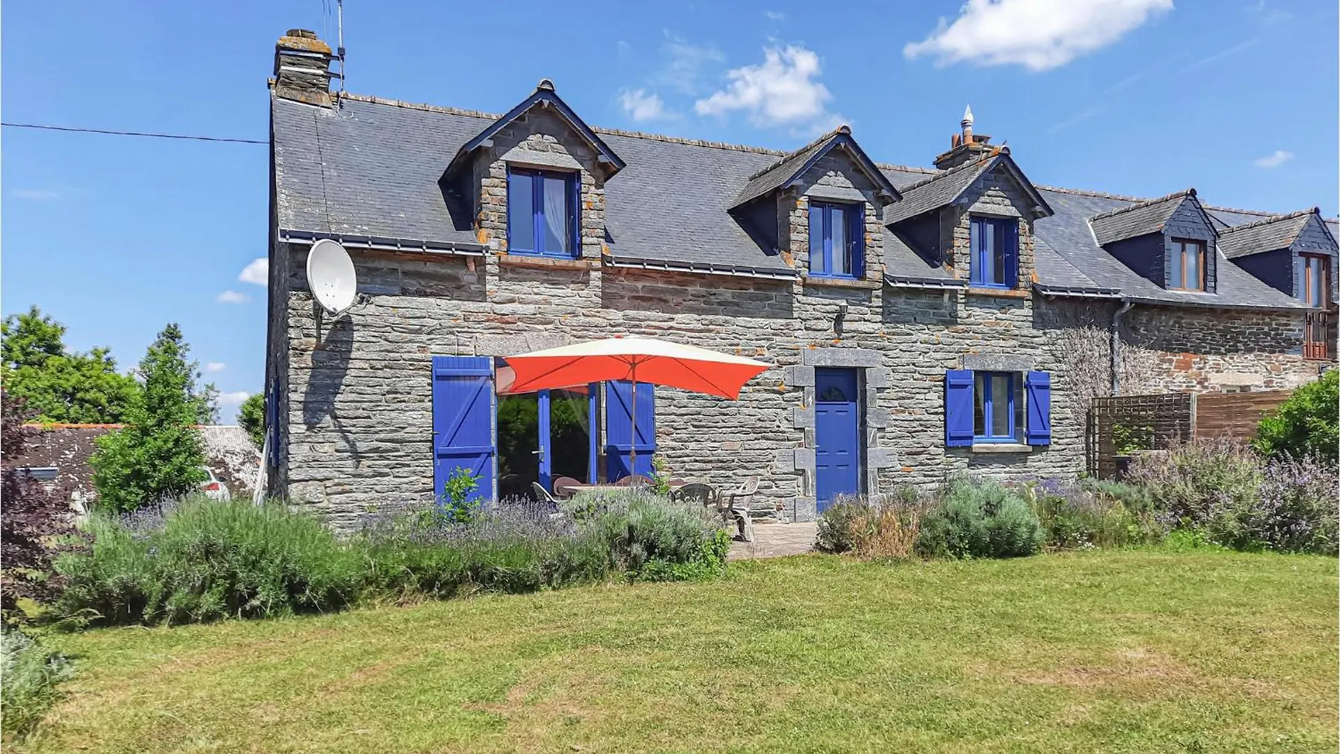 3 Bedroom Lovely Home In Ruffiac Ruffiac  Ruffiac (Morbihan)